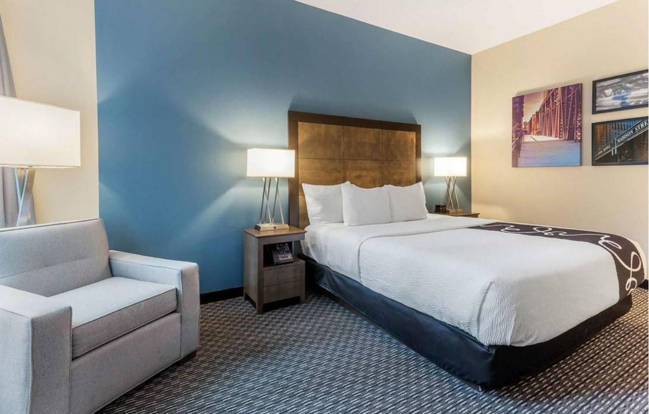 La Quinta Inn & Suites By Wyndham Chicago Downtown Екстериор снимка